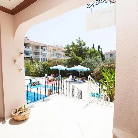 מלון דירות Yalcinkaya Apart *