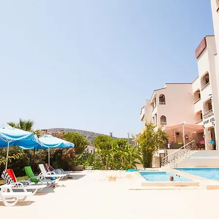 Yalcinkaya Apart Cesme