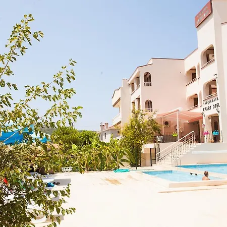 Yalcinkaya Apart