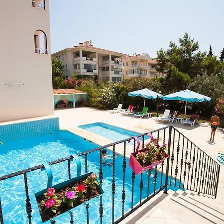 Yalcinkaya Apart