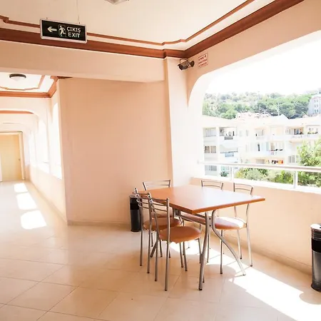 Yalcinkaya Apart Cesme